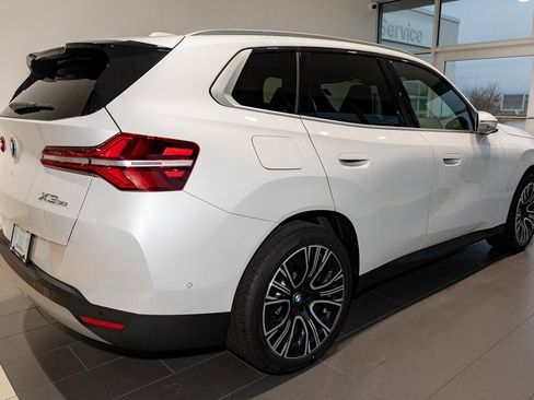New 2026 BMW X3 xDrive30 w/ Premium Package image 5