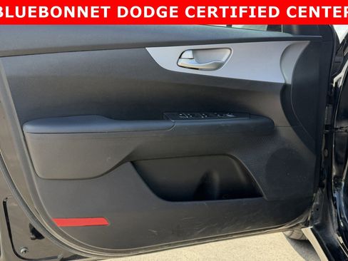 Used 2024 Kia Forte LX FWD image 9