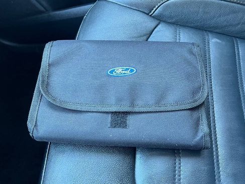Used 2015 Ford Edge SEL w/ Equipment Group 201A FWD image 19