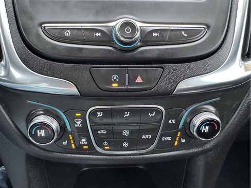 Used 2024 Chevrolet Equinox LT image 24