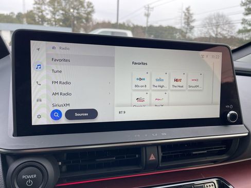 Used 2024 Toyota Prius Prime Premium image 10