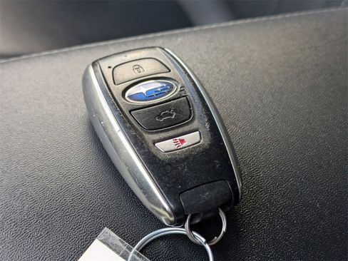 Used 2020 Subaru Ascent Limited image 82