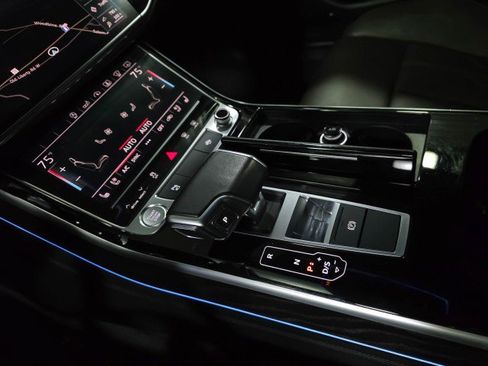 Used 2020 Audi A8 L 4.0T image 30