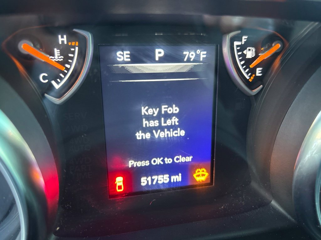 Used 2022 Jeep Gladiator Sport AWD/4WD image 45