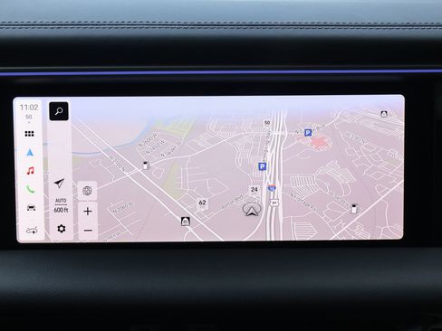 Certified 2025 Porsche Macan 4 Electric AWD/4WD image 18
