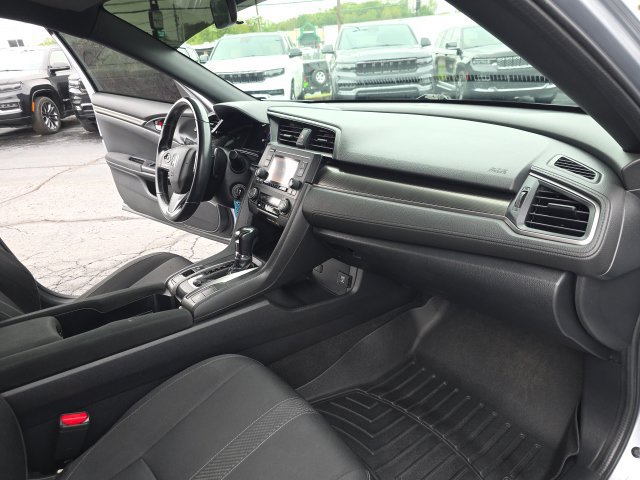 Used 2018 Honda Civic Sport image 31