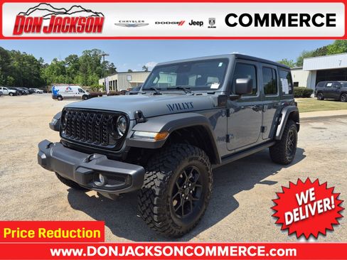 Used 2025 Jeep Wrangler Willys AWD/4WD image 1