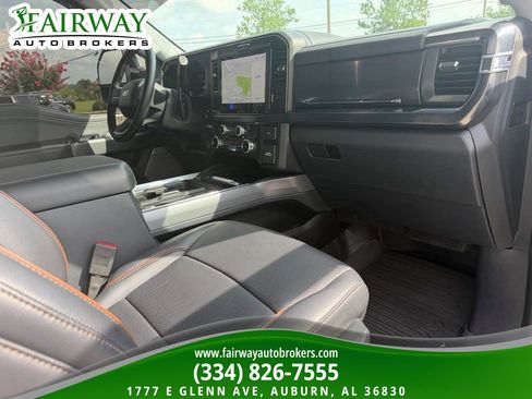 Used 2025 Ford F250 Lariat AWD/4WD image 32