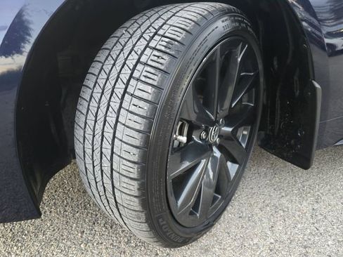 Certified 2024 Toyota Corolla SE image 32