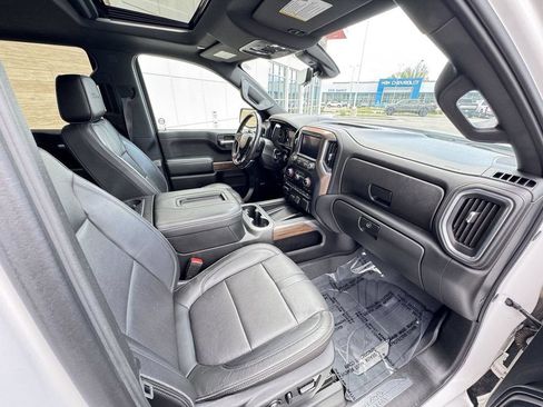 Used 2020 Chevrolet Silverado 1500 High Country w/ Technology Package AWD/4WD image 46