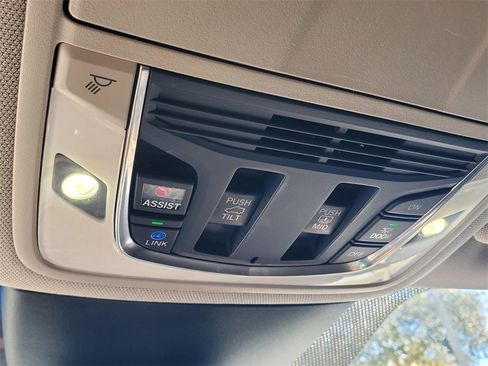 Used 2023 Acura MDX FWD w/ Technology Package image 35