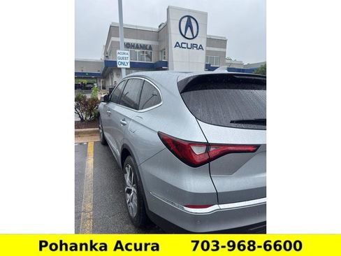 Used 2023 Acura MDX SH-AWD w/ Technology Package image 8