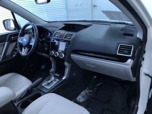 Used 2017 Subaru Forester 2.5i Limited AWD/4WD image 24