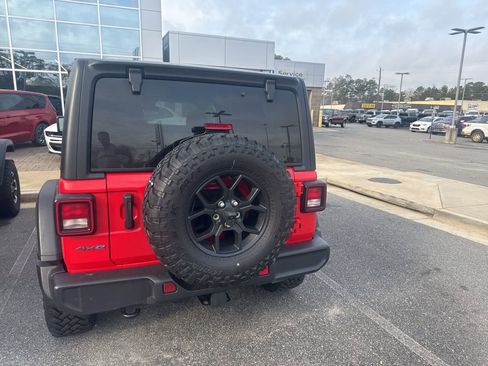 Used 2025 Jeep Wrangler Unlimited Sport S 4xe image 9