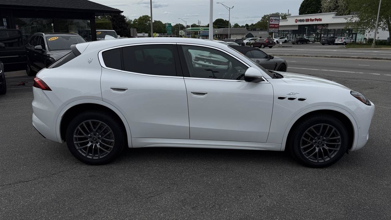 Used 2023 Maserati Grecale GT AWD/4WD image 20
