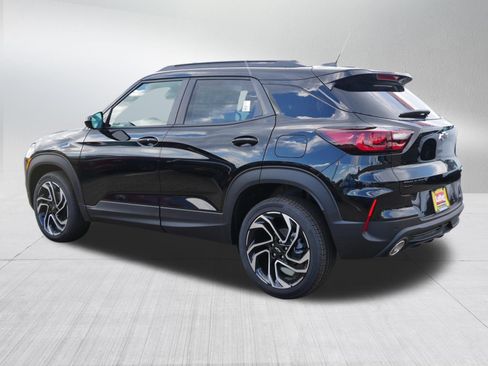 New 2026 Chevrolet TrailBlazer RS w/ Convenience Package AWD/4WD image 2