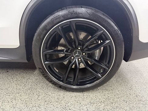 Used 2019 Mercedes-Benz GLC 63 AMG 4MATIC Coupe image 37