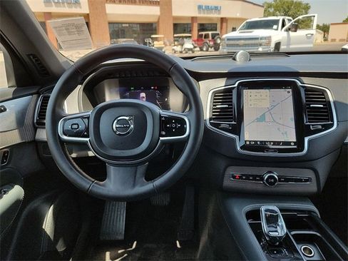 Used 2023 Volvo XC90 B6 Ultimate image 12