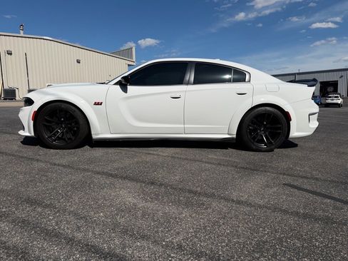 Used 2023 Dodge Charger Scat Pack RWD image 8
