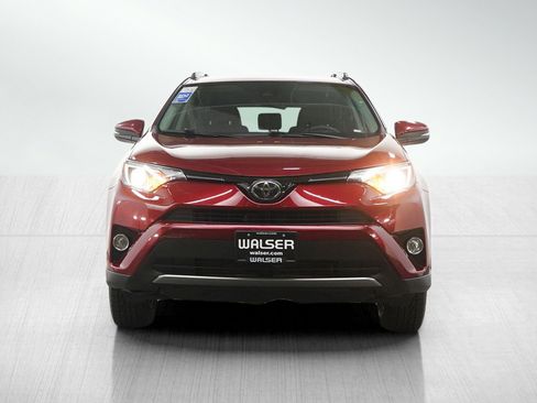 Used 2018 Toyota RAV4 XLE image 8