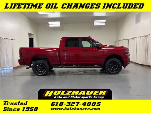 New 2026 RAM 2500 Big Horn AWD/4WD image 1