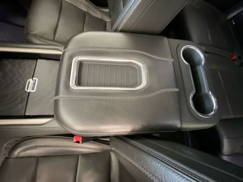 Used 2021 GMC Yukon XL Denali w/ Denali Ultimate Package AWD/4WD image 21