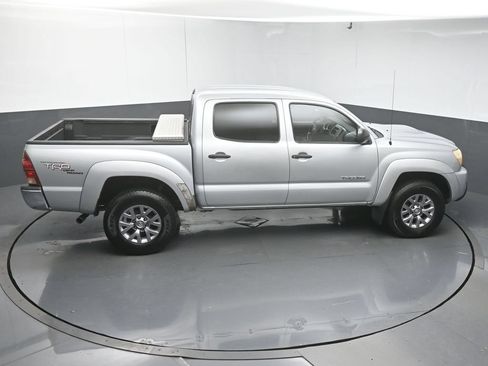 Used 2006 Toyota Tacoma PreRunner RWD image 45