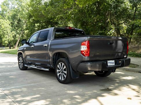 Used 2018 Toyota Tundra Limited w/ Limited Premium Package RWD image 7