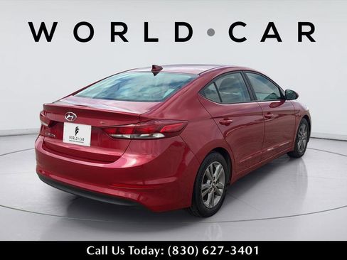 Used 2017 Hyundai Elantra SE FWD image 17