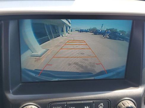 Used 2017 GMC Canyon SLT w/ Driver Alert Package image 5