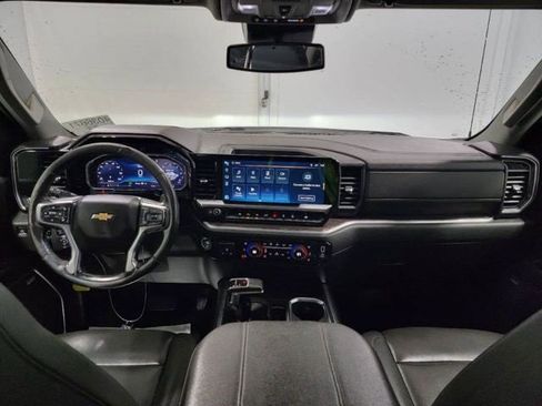 Used 2023 Chevrolet Silverado 1500 LTZ w/ LTZ Convenience Package II image 9