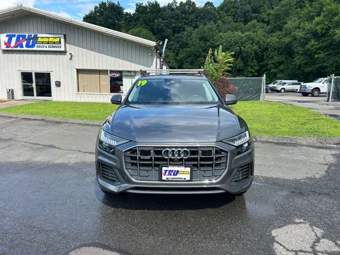Used 2019 Audi Q8 Premium Plus AWD/4WD image 10