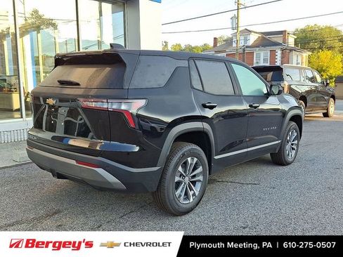 New 2026 Chevrolet Equinox LT image 3