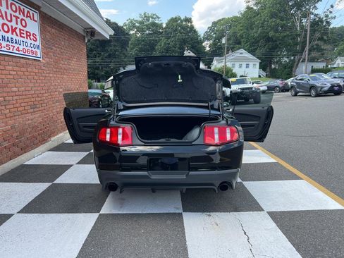 Used 2010 Ford Mustang Shelby GT500 image 27