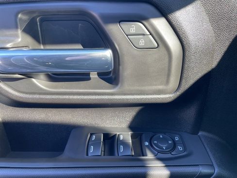 Used 2024 Chevrolet Silverado 2500 Custom w/ Custom Convenience Package image 26