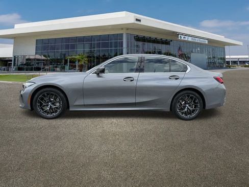 Used 2025 BMW 330i Sedan w/ Convenience Package image 6