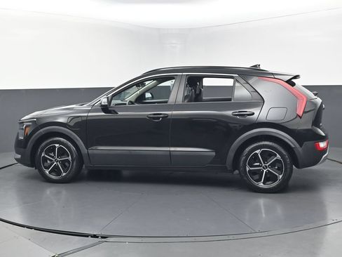 Used 2023 Kia Niro EX FWD image 8