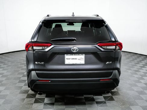 Used 2024 Toyota RAV4 XLE FWD image 26