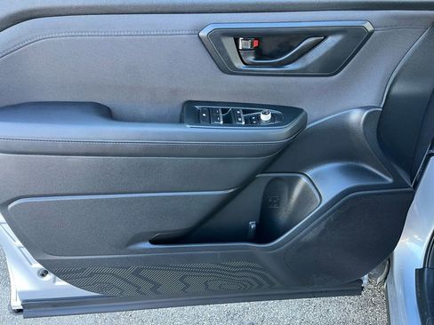 Certified 2025 Subaru Forester Premium image 21