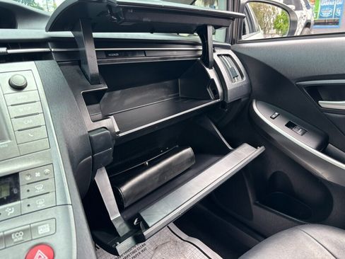 Used 2013 Toyota Prius Persona Series FWD image 21