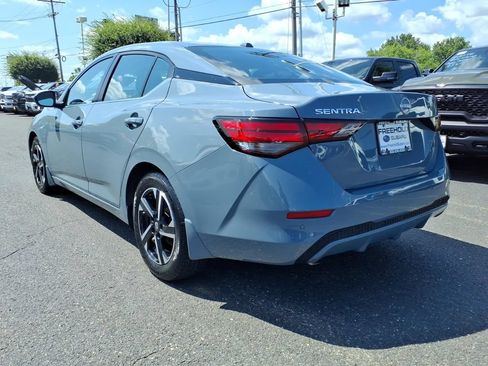 Used 2025 Nissan Sentra SV FWD image 19