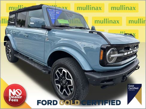 Used 2022 Ford Bronco Outer Banks image 1