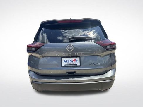 Used 2024 Nissan Rogue SV AWD/4WD image 8