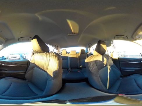 Used 2025 Toyota Camry LE image 41