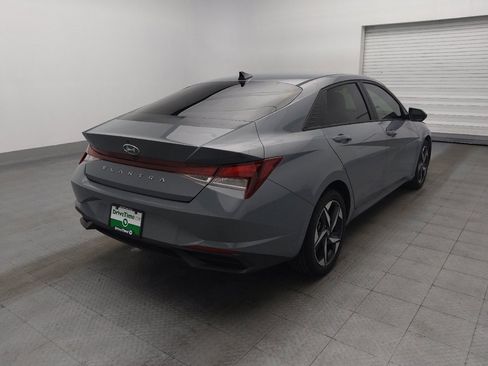 Used 2023 Hyundai Elantra SEL w/ Convenience Package FWD image 9