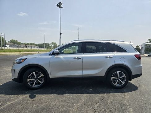 Used 2019 Kia Sorento EX w/ EX Touring Package AWD/4WD image 15