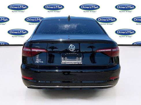 Used 2021 Volkswagen Jetta S w/ Driver Assistance Package FWD image 6