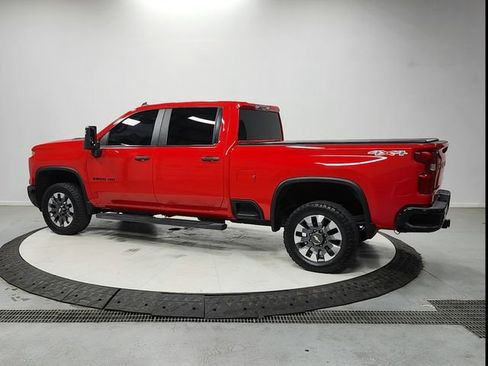 Used 2024 Chevrolet Silverado 2500 Custom w/ Custom Value Package AWD/4WD image 5