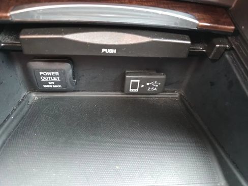 Used 2018 Acura TLX FWD image 32