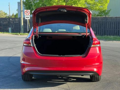 Used 2018 Hyundai Elantra SEL FWD image 35